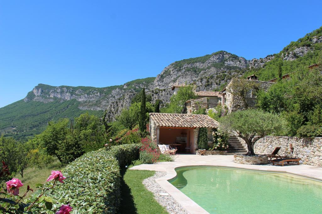 Domaine Du Roc Hotel Saou Exterior photo